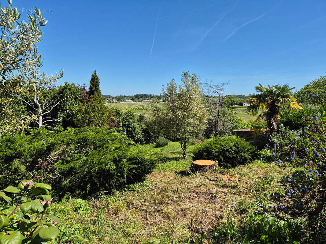 Maison à BLAYE