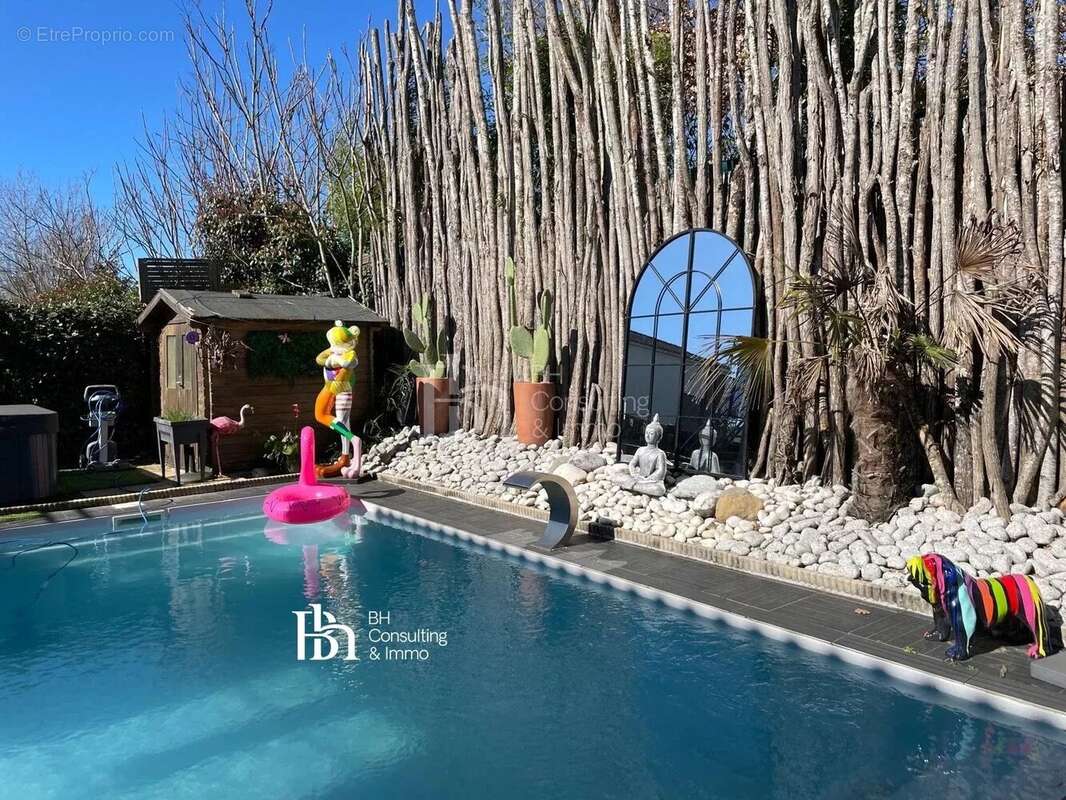 Maison à VILLENAVE-D&#039;ORNON