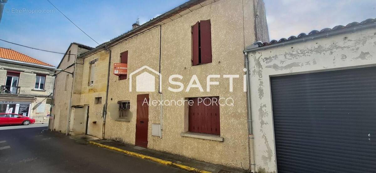 Photo 1 - Maison à SAINT-DENIS-DE-PILE