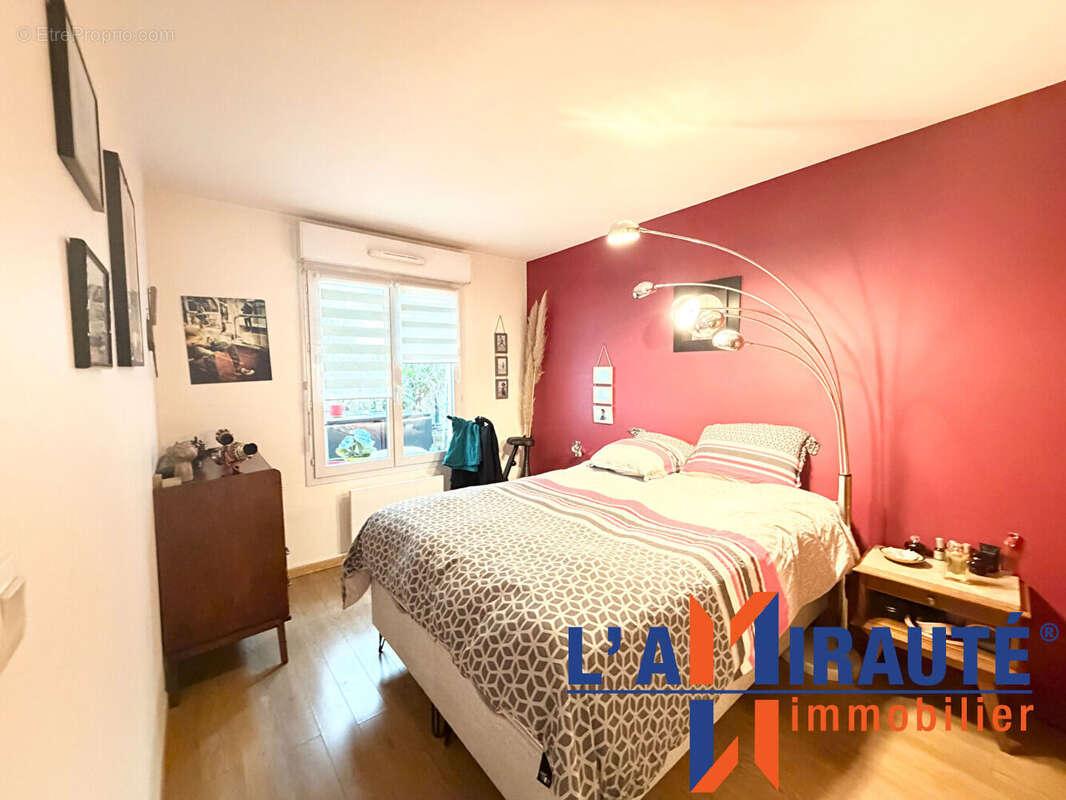 Appartement à SARTROUVILLE