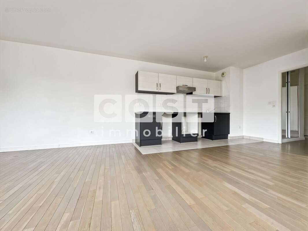 Appartement à BOIS-COLOMBES
