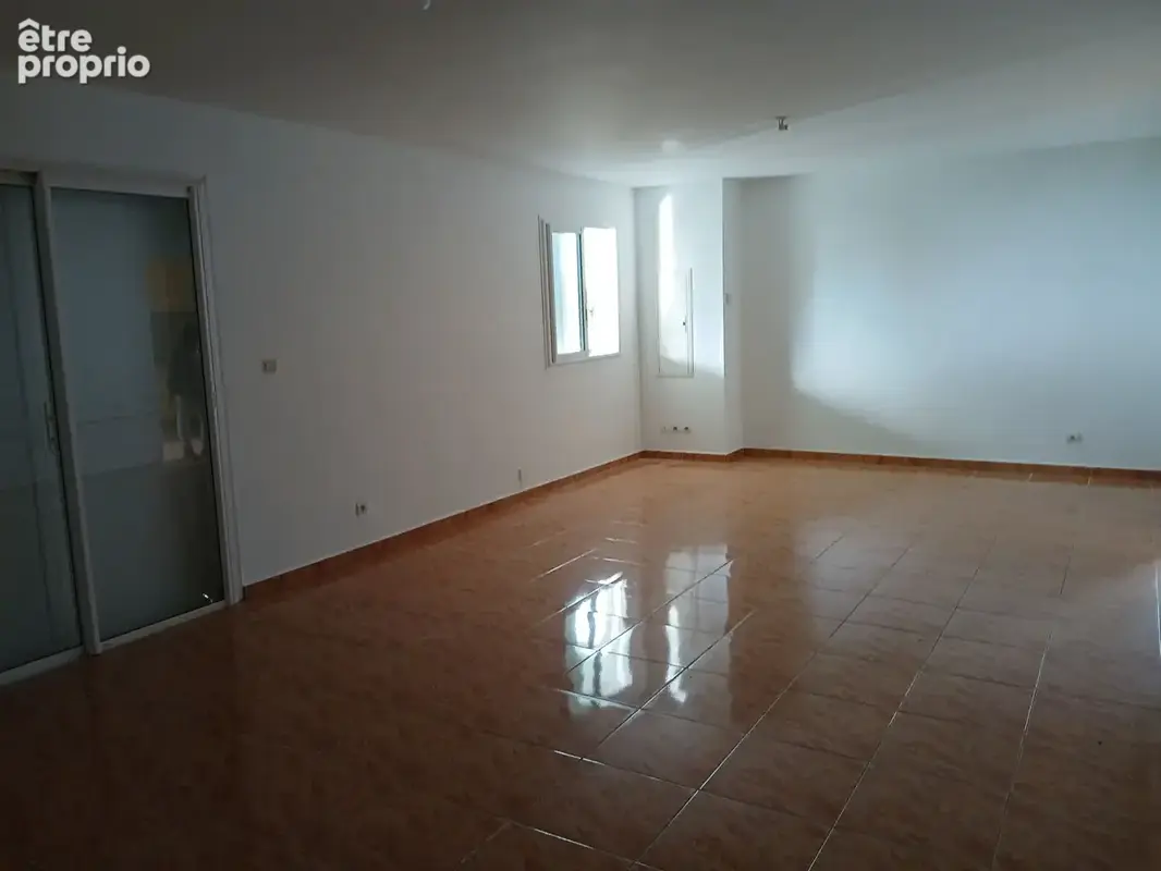 VILLA F4 de 110 m² sur un terrain de 720 m² STE MARIE - photo 2