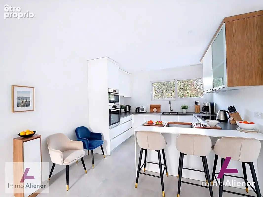 Maison 5 pièces 150 m² à vendre à Le Barp (33114) - photo 3
