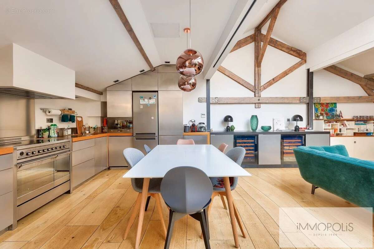 Appartement à PARIS-18E