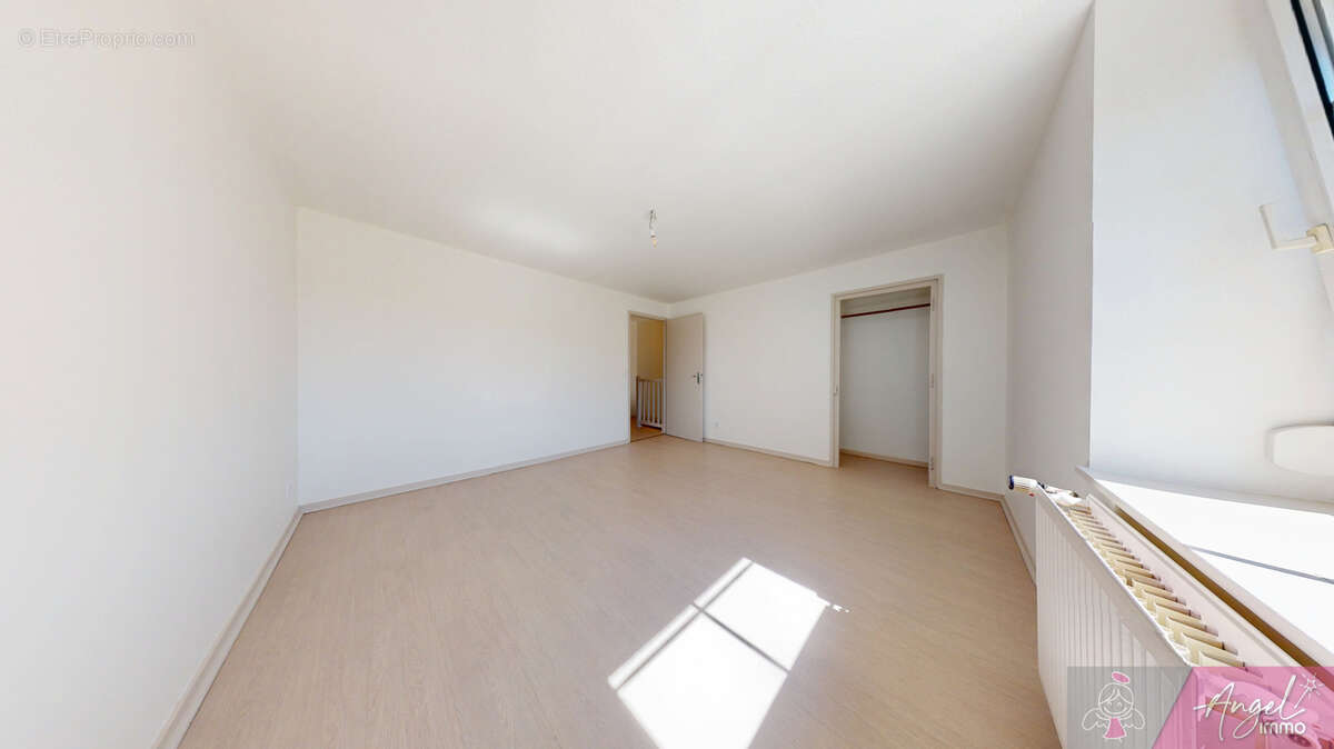 Appartement à LAVANS-LES-DOLE