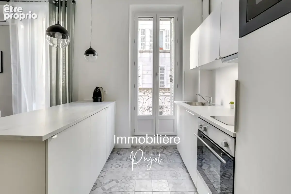 T2 de 40 m2 rénové et climatisé - Marseille 6e, Vauban / Castellane - photo 7