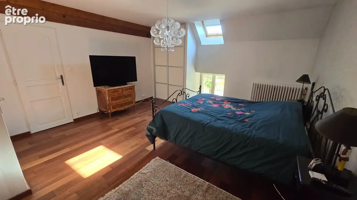 Maison en pierre de 164 m² avec jardin et double garage - Proche de Chalon-sur-Saône (Saône et Loire) - photo 8