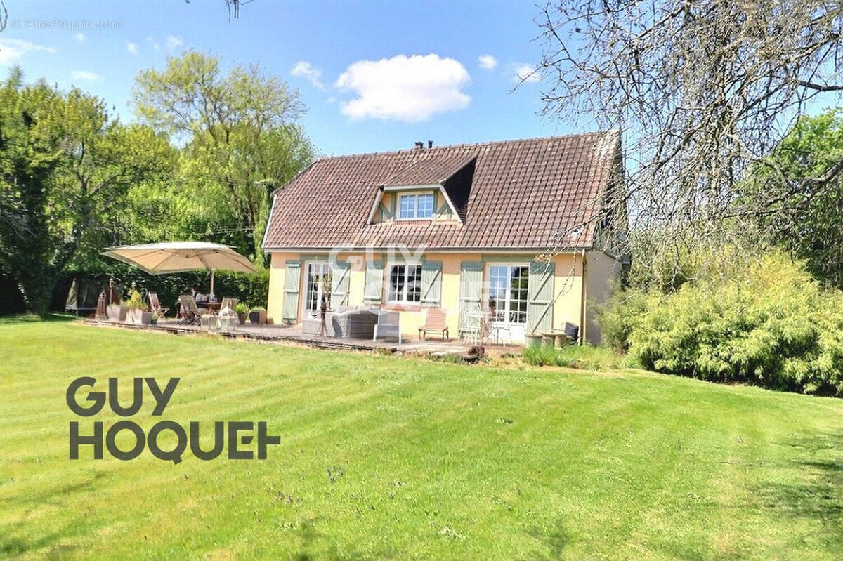 Maison à BERNAY
