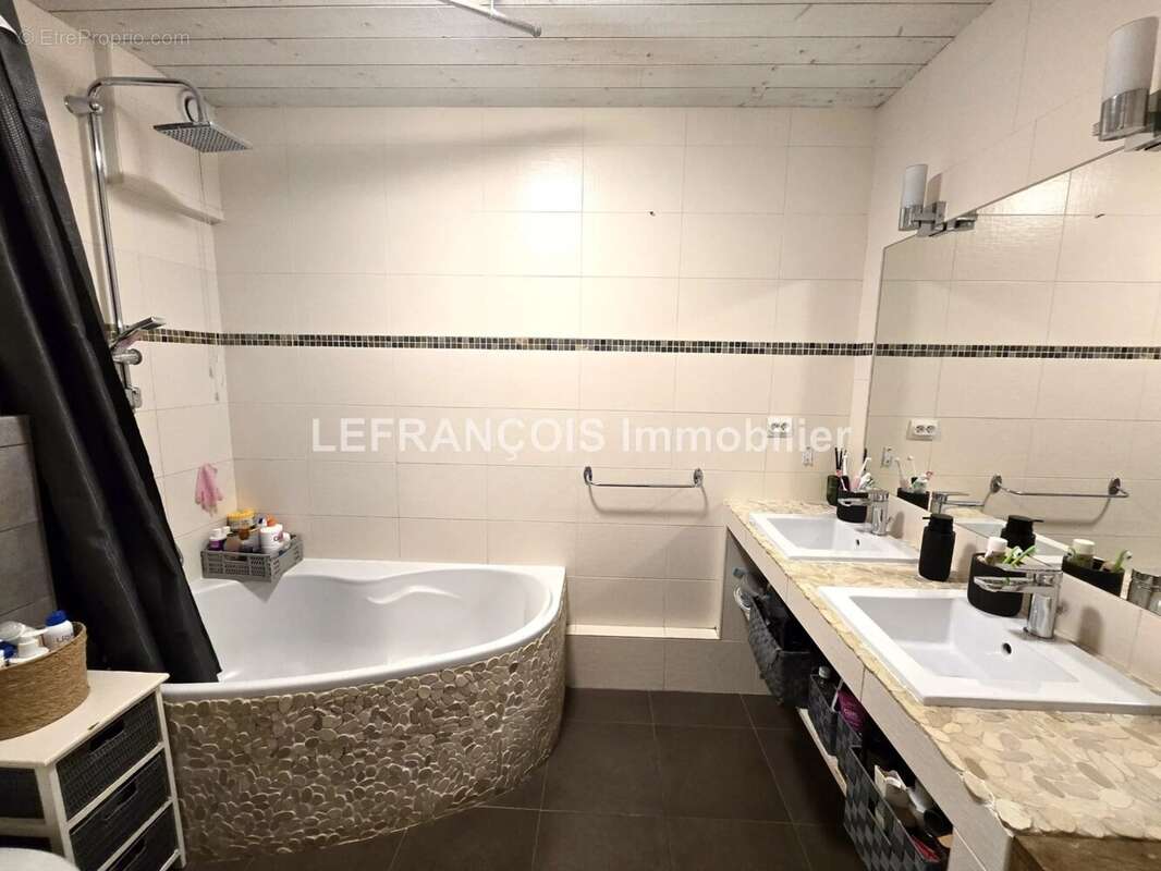 Appartement à GRASSE