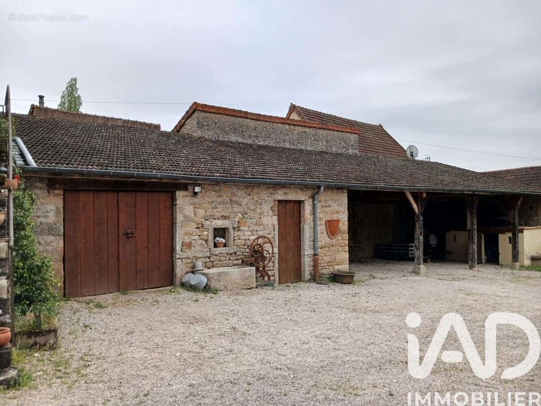 Maison 380 m² à Charrecey  - photo 8