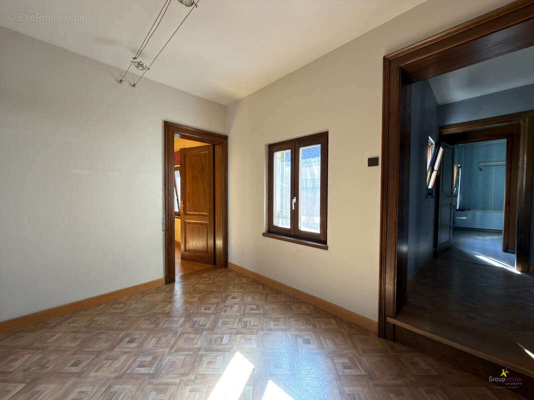 Appartement 216 m² à Brumath  - photo 8