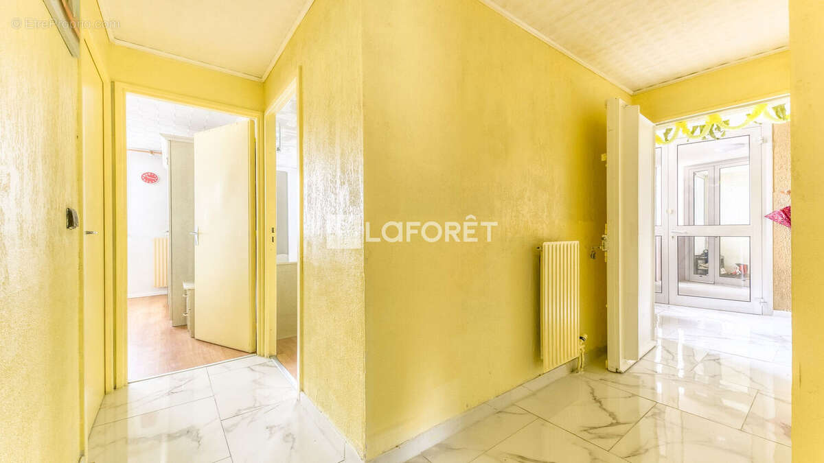 Appartement à ROISSY-EN-BRIE