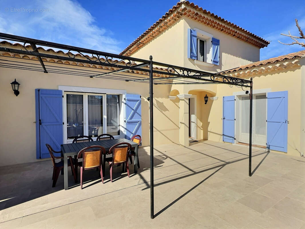 Maison à PIERREFEU-DU-VAR