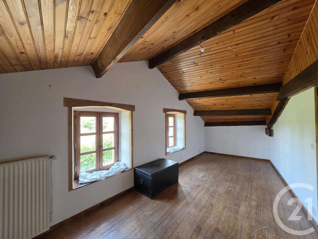 Maison à COLLAT