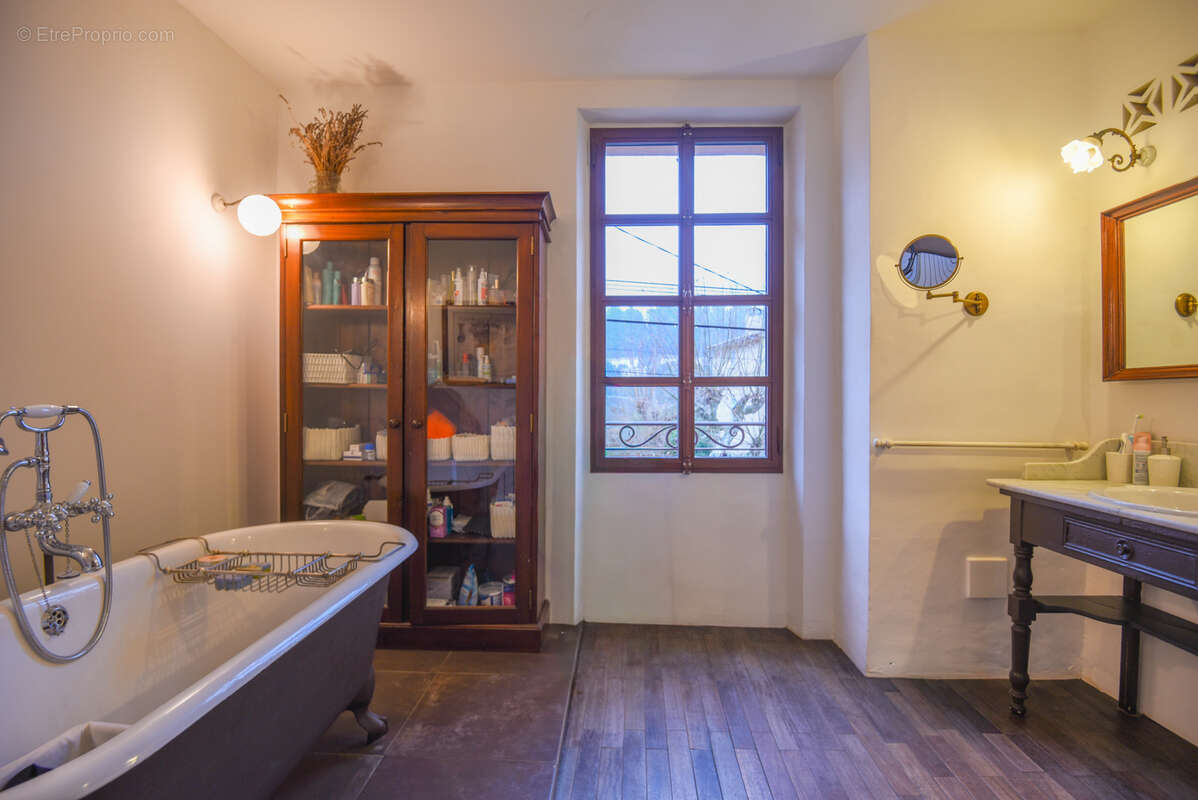 Maison à LE CANNET-DES-MAURES