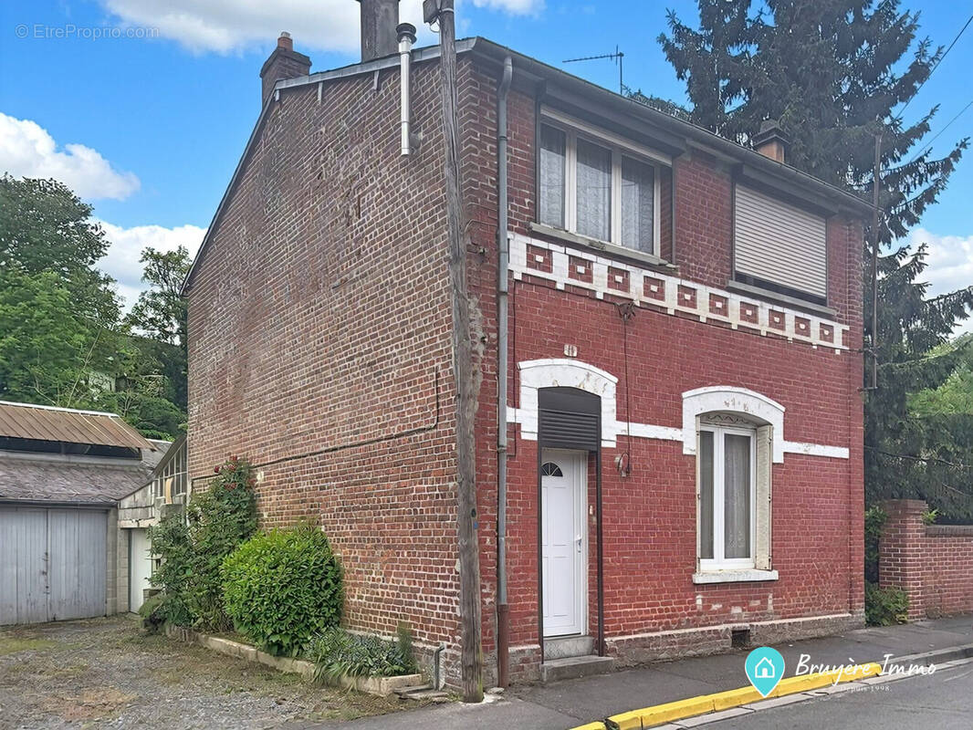 Maison à HIRSON