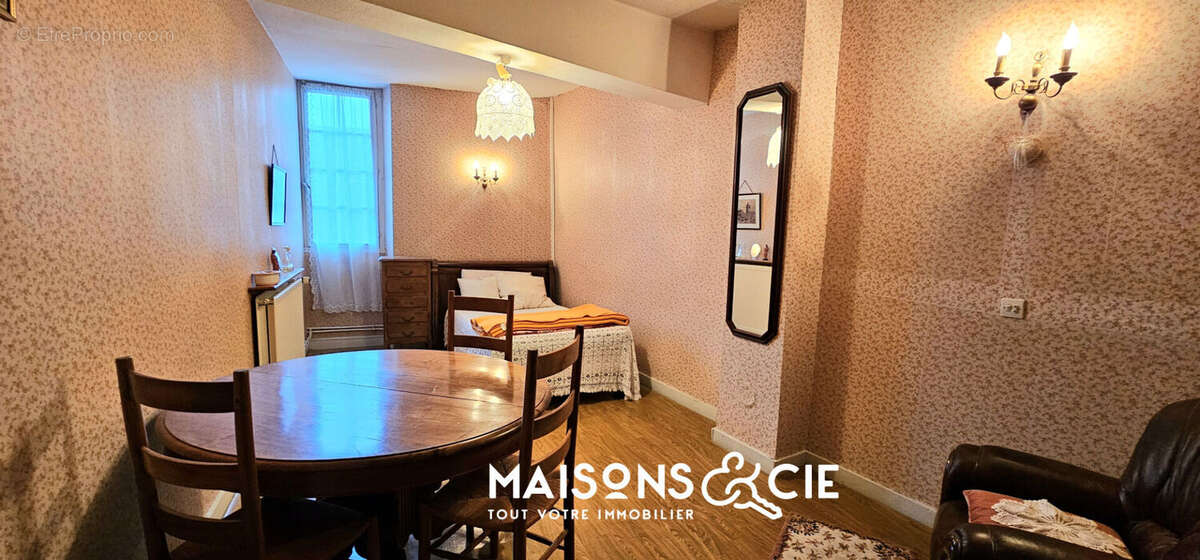 Maison à SAINT-SORLIN-EN-BUGEY