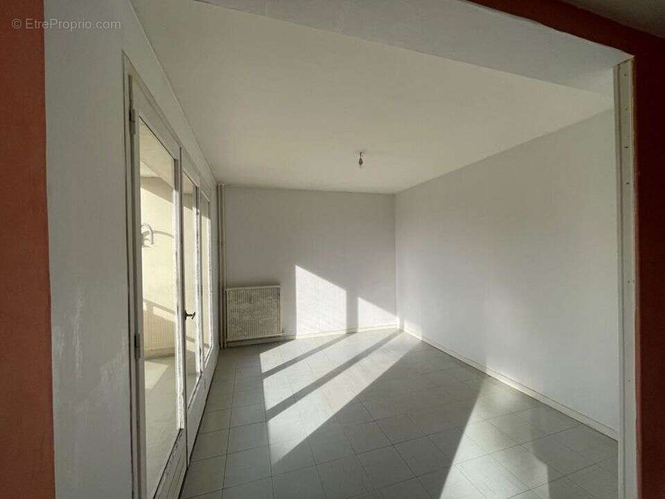 Appartement à HEROUVILLE-SAINT-CLAIR