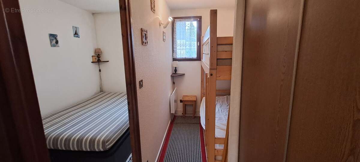 Appartement à MORILLON
