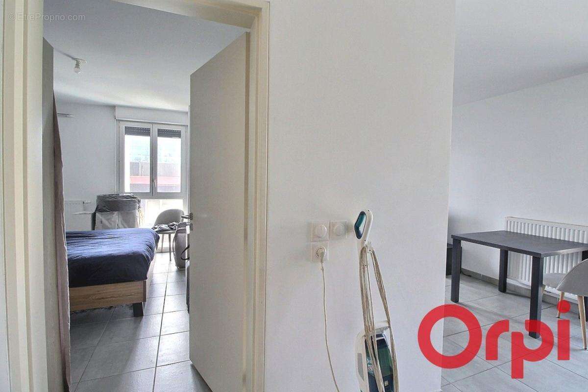 Appartement à MARSEILLE-2E