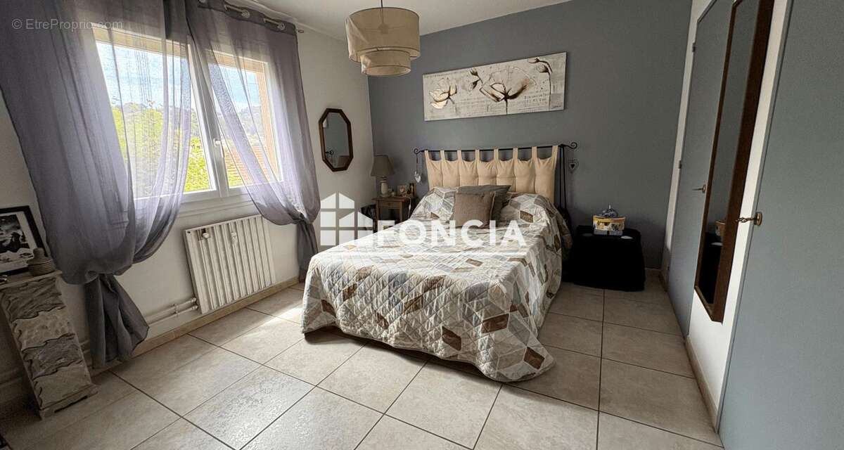 Appartement à HYERES