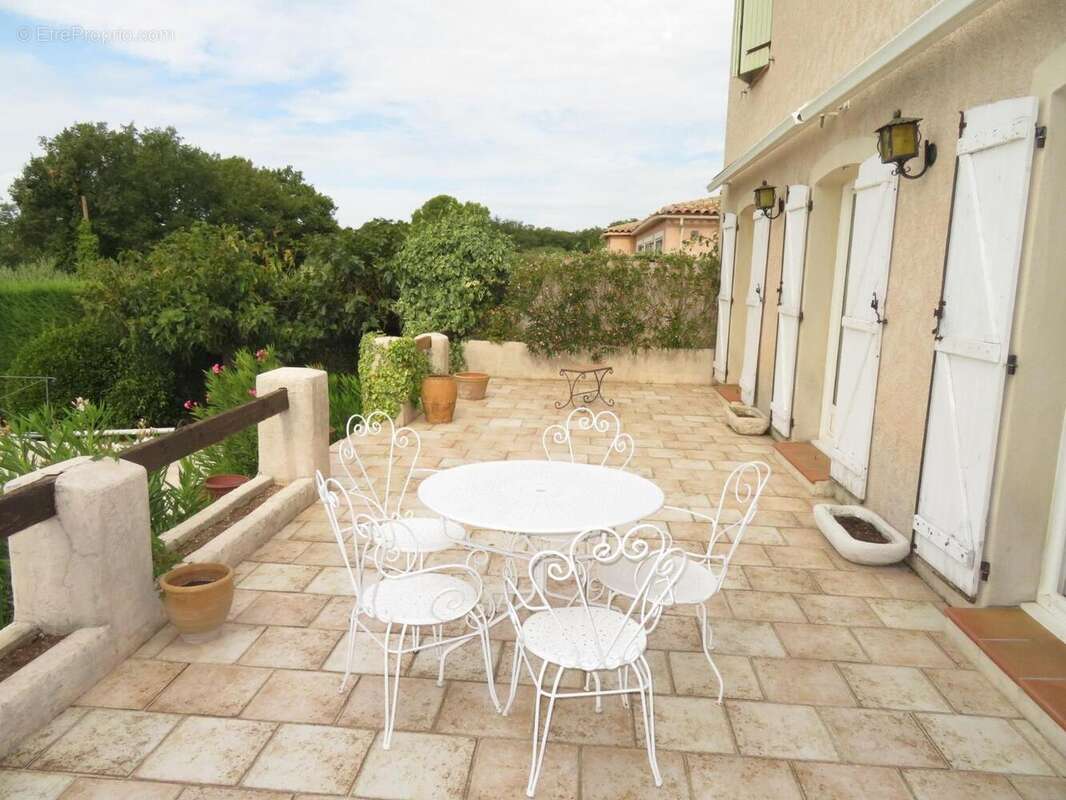   - Maison à DRAGUIGNAN