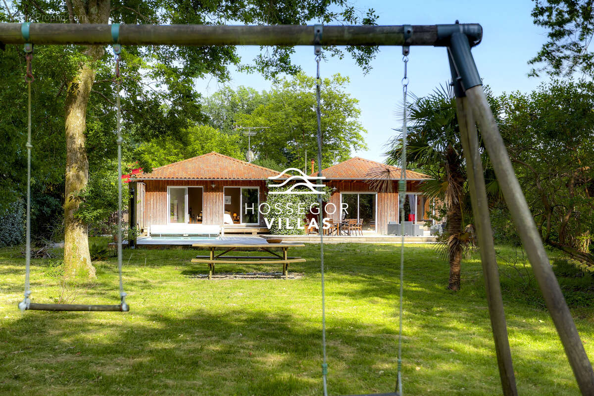 Maison à SAUBION