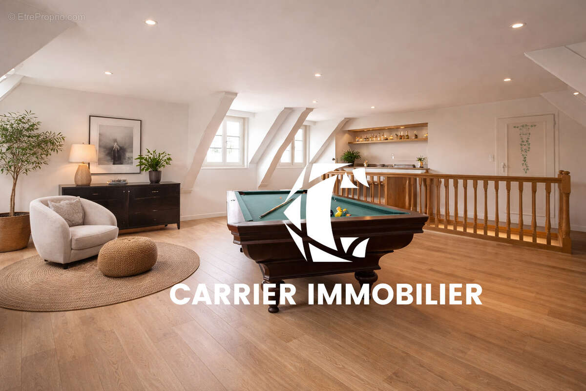 Maison à SAINT-GENIS-LES-OLLIERES