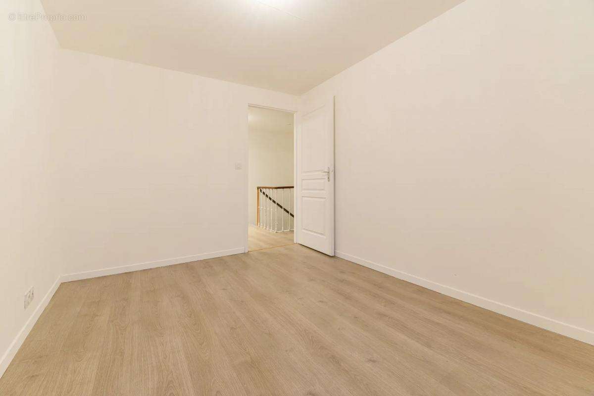 Maison à AIGREFEUILLE-SUR-MAINE