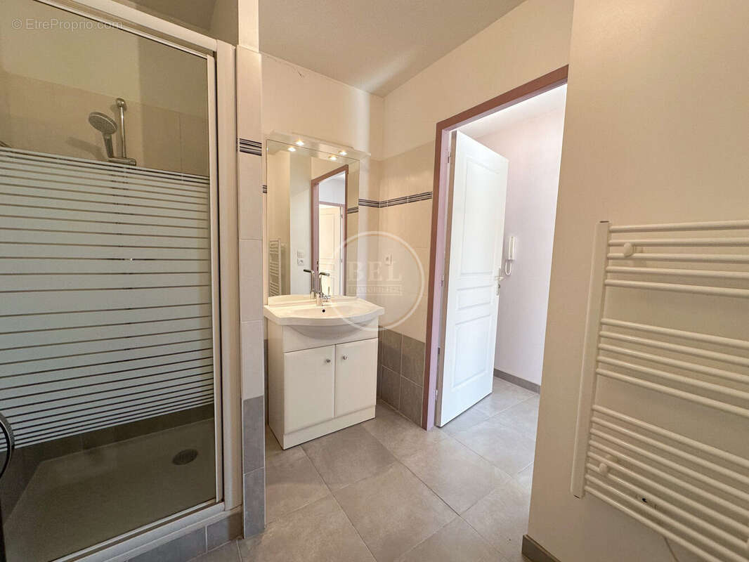 Appartement à SAINT-SYMPHORIEN-SUR-COISE