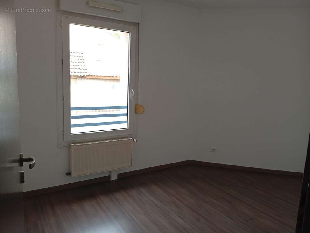 Appartement à BAVILLIERS