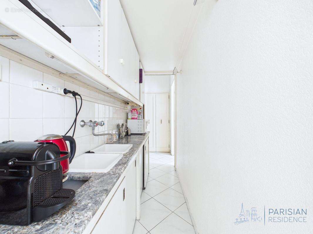 Appartement à PARIS-8E