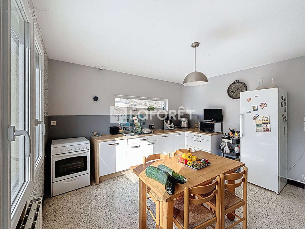 Maison à SAINT-GEORGES-DES-GROSEILLERS