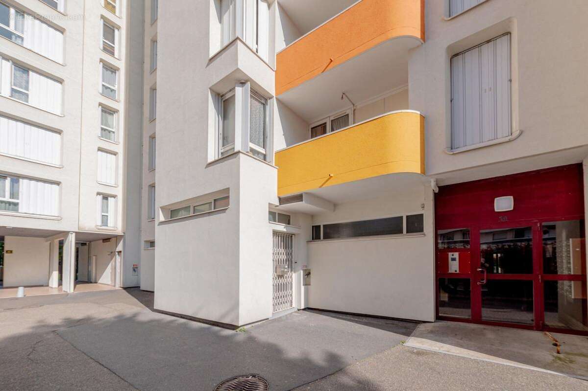 Appartement à SAINT-DENIS