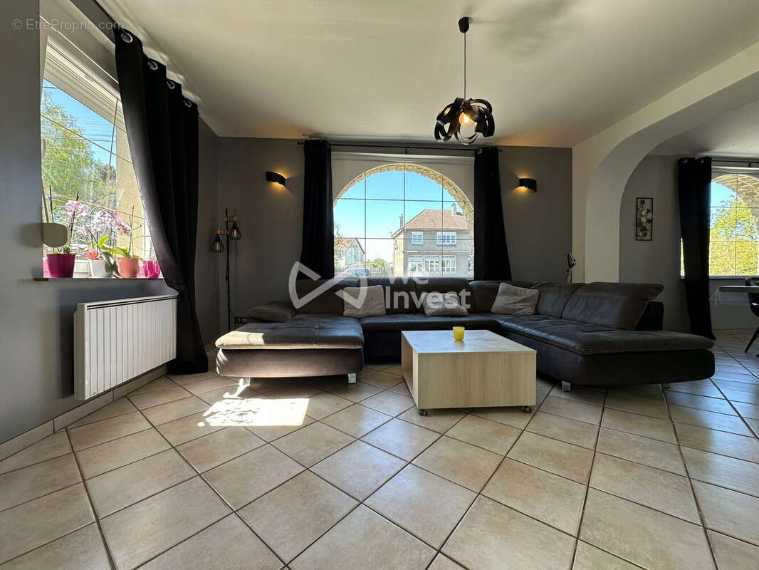 Maison à TETAIGNE