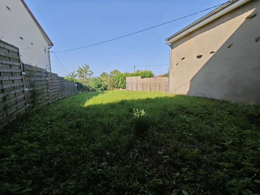 Maison à MERCY-LE-BAS