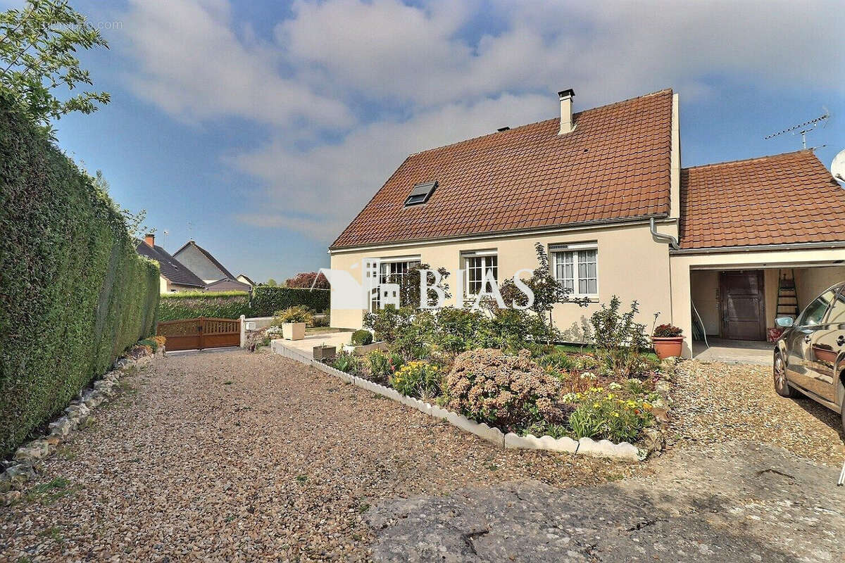 Maison à PONT-L'EVEQUE