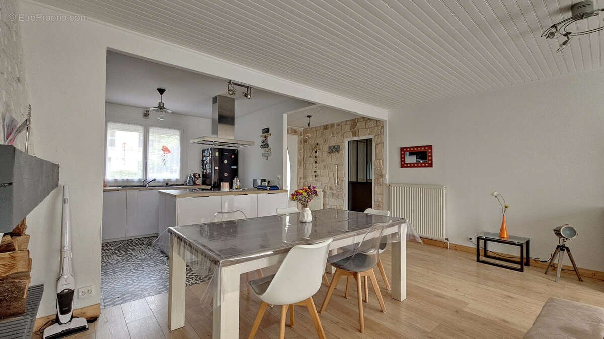 Maison à SAYAT