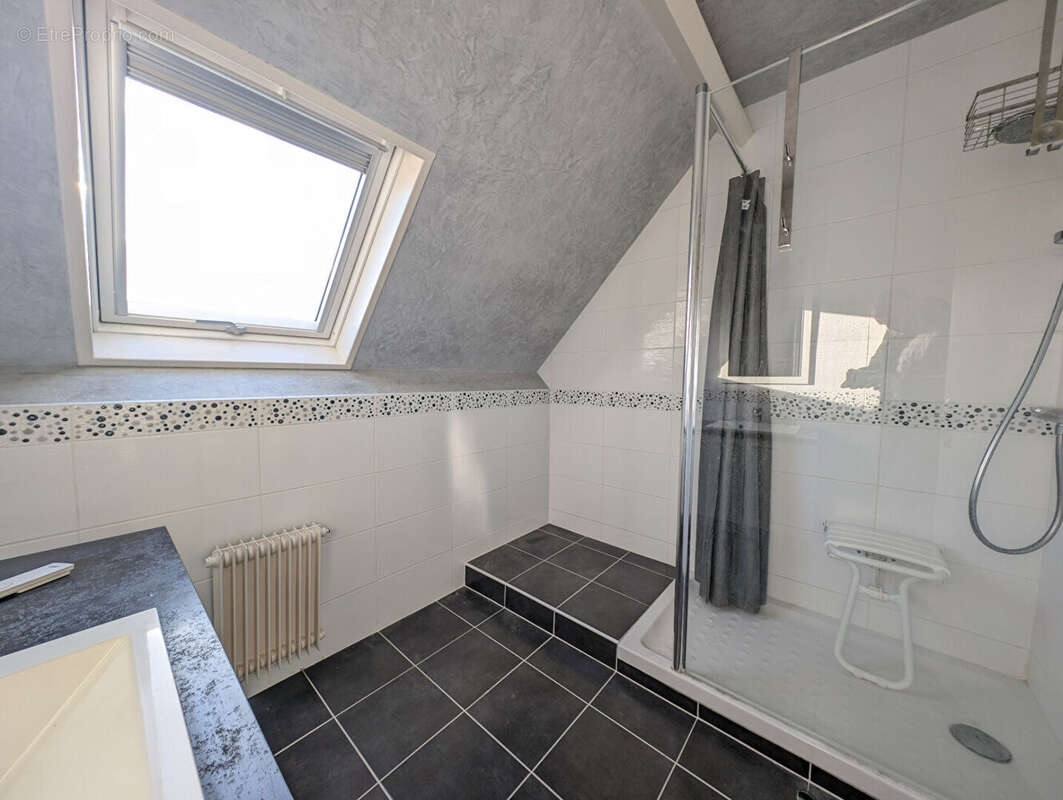 Maison à MONDEVILLE