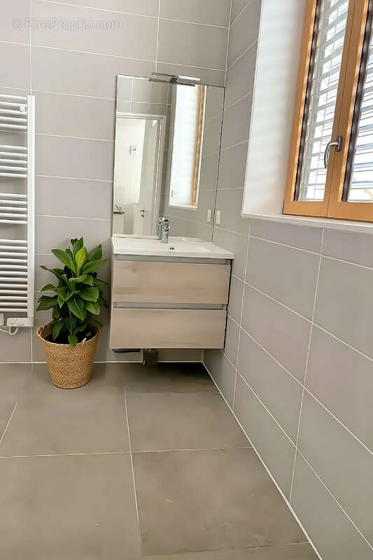 Appartement à LYON-5E