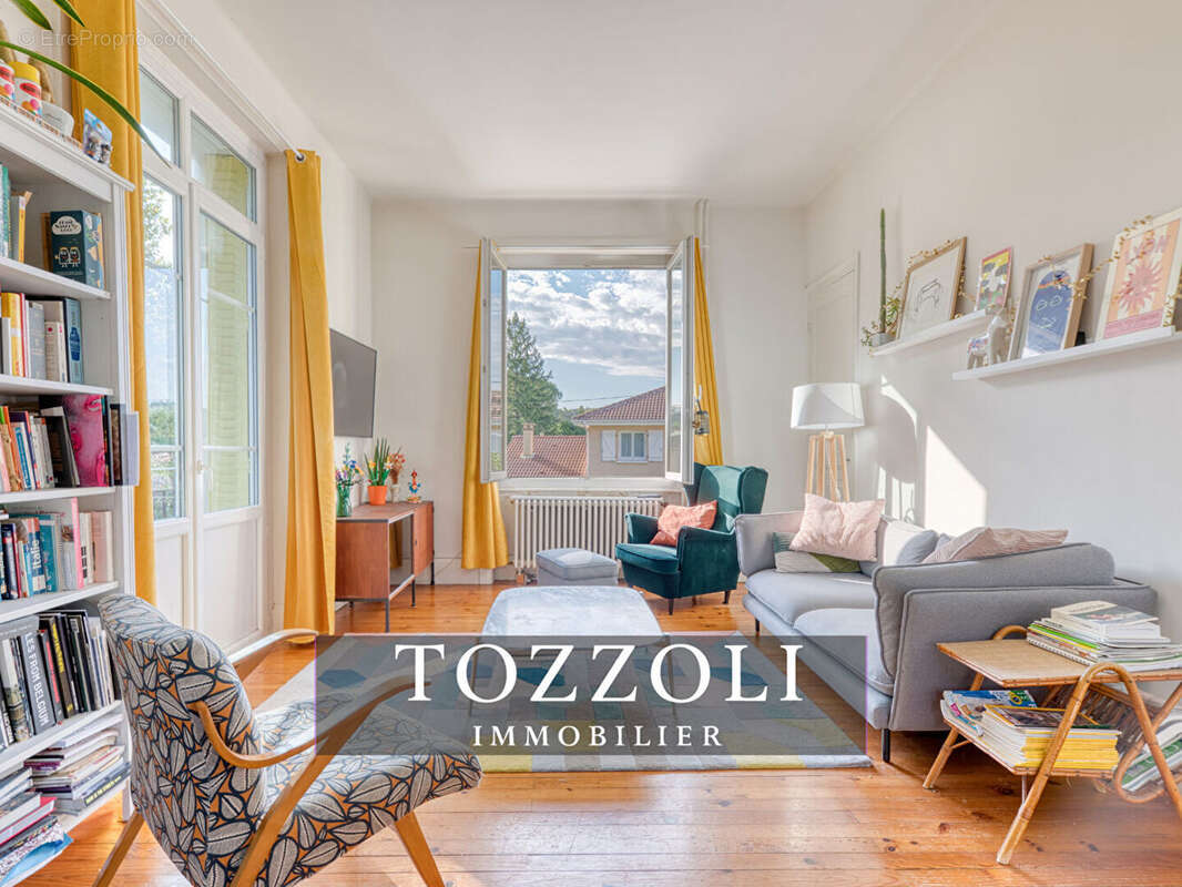 Maison à SAINT-QUENTIN-FALLAVIER