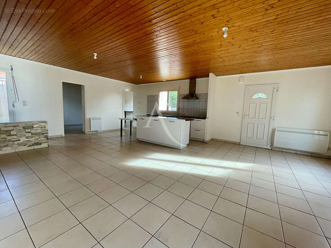 Maison à L&#039;AIGUILLON-SUR-MER