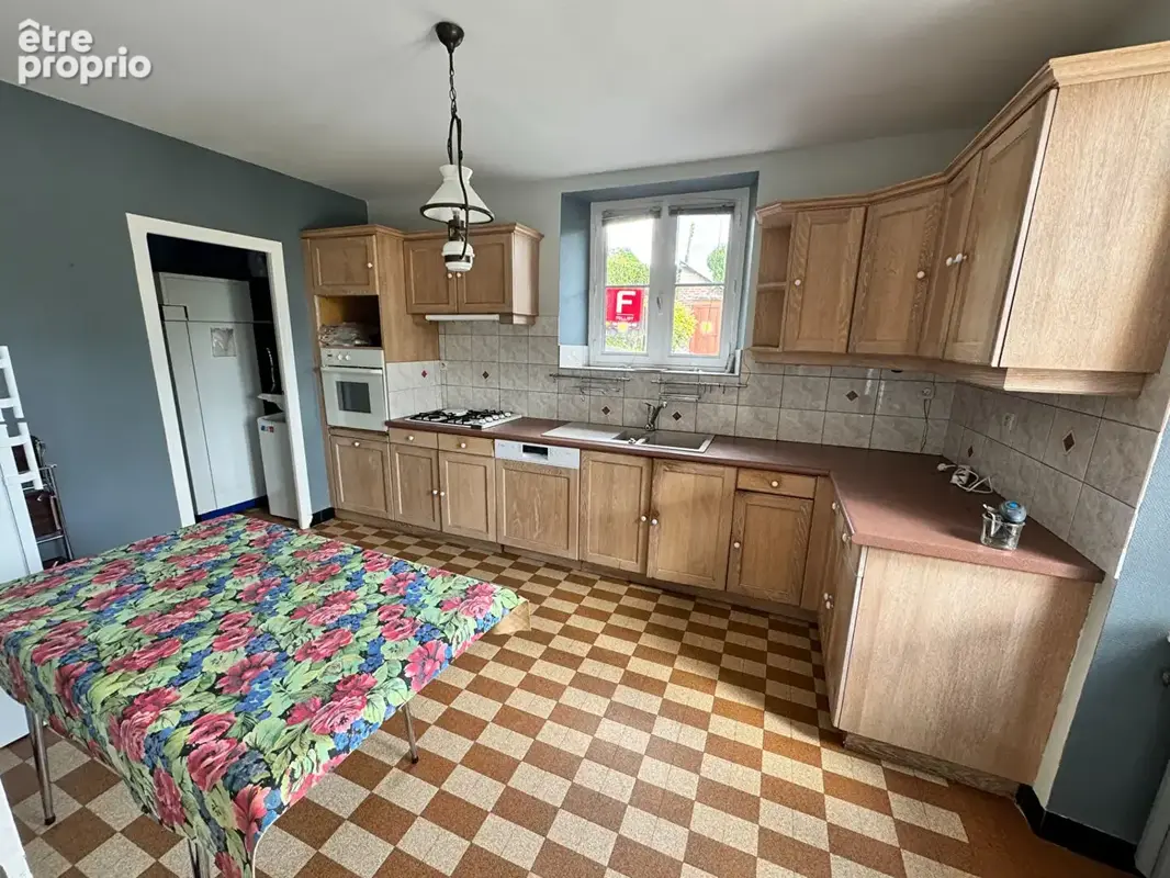 A vendre - Maison en pierre avec jardin bordé par la Vire - Saint-Lô - photo 12