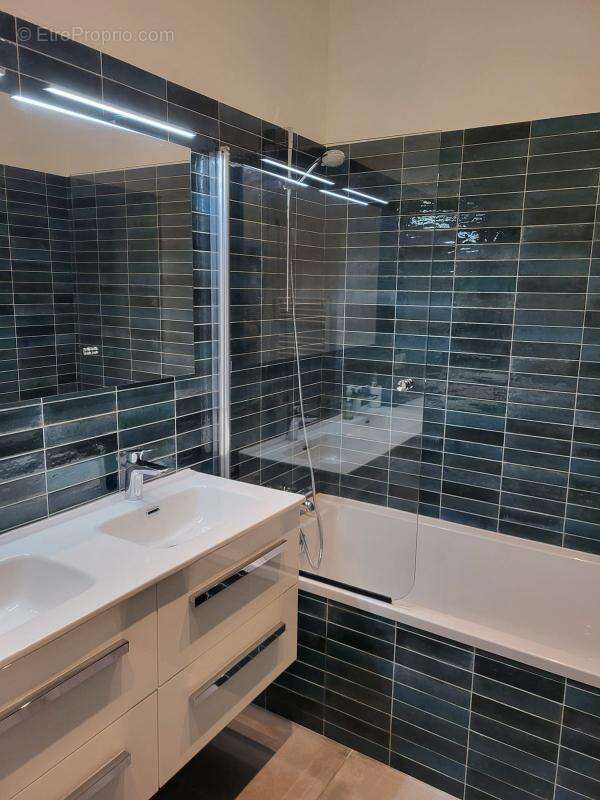 Appartement à MORNANT