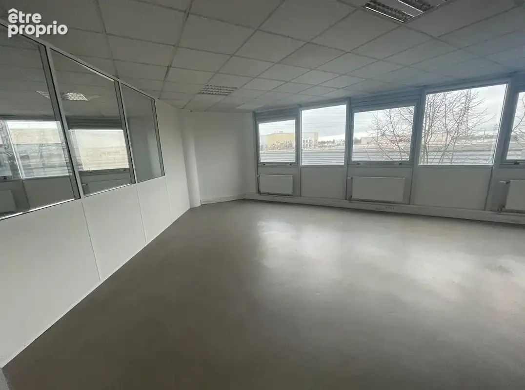 Commerce 302 m² à vendre à Nanterre (92000) - photo 5