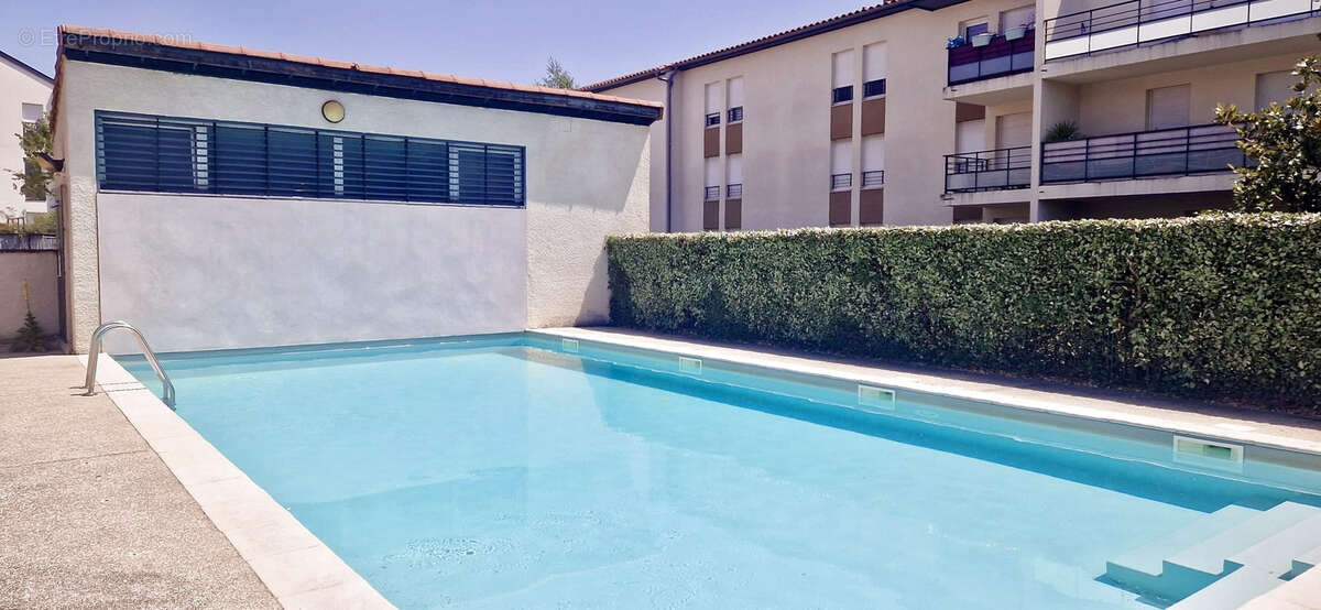 Appartement à SAINT-LAURENT-DE-MURE