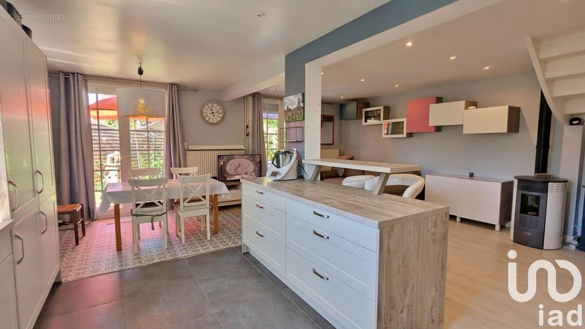 Photo 1 - Maison à BREUILLET