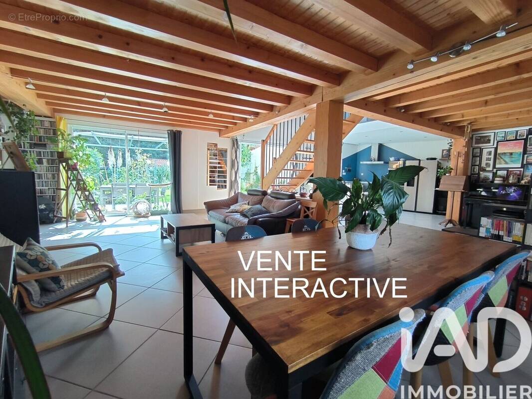 Photo 1 - Maison à BOUGUENAIS