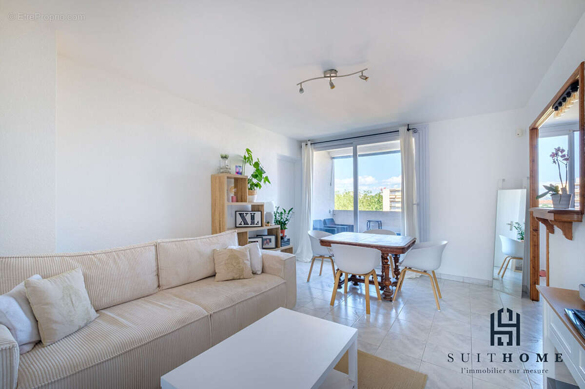 Appartement T5 à vendre proche de la maison de la danse Appartement  5 pièce(s) 82m2 4 chambre au dernier étage à LYON 8 - photo 8