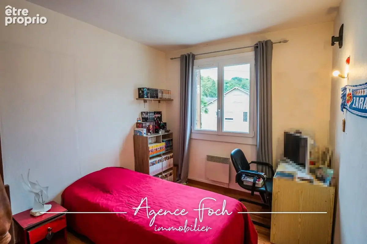Appartement 4 pièces 97 m² à vendre à Bagneres-De-Bigorre (65200) - photo 4